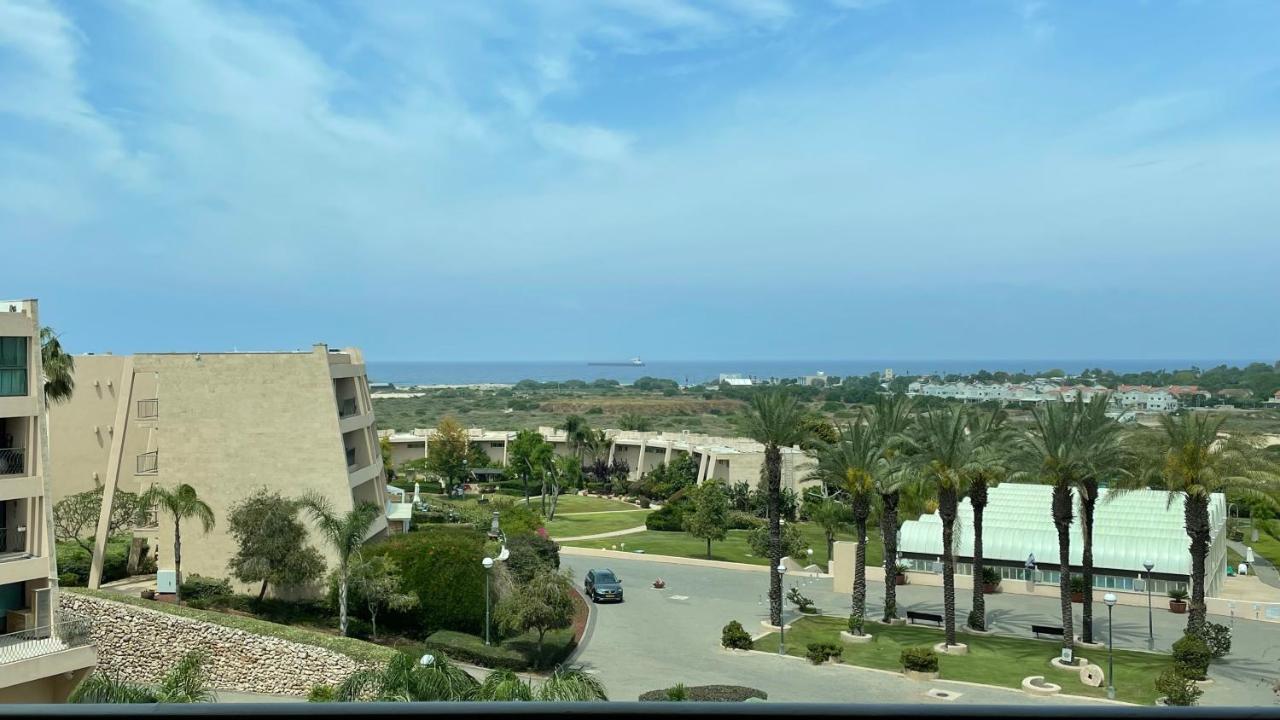 קיסריה נאות גולף- Oren Apartment Екстер'єр фото